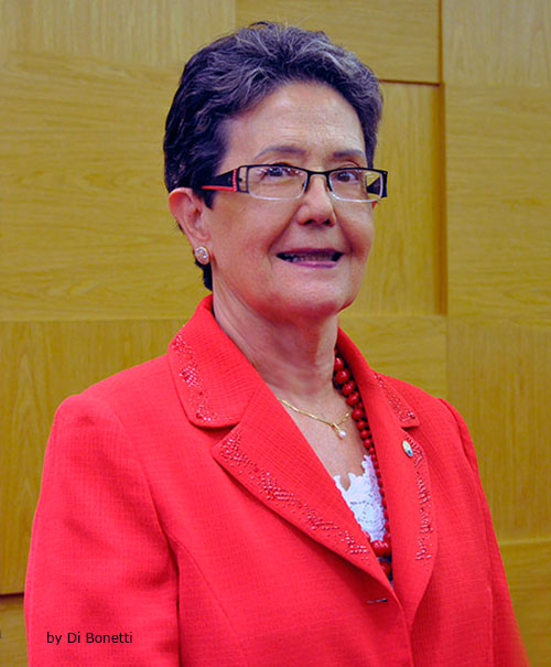 Frances de Azevedo 2 56cce