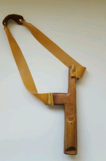 estilingue a8945