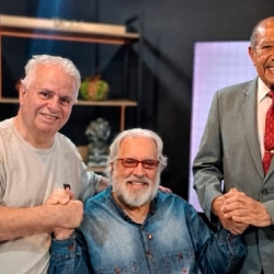 Acadêmico J.B. Oliveira é entrevistado por Leão Lobo e Maurício Coutinho