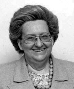 16 yvonne capuano 57314